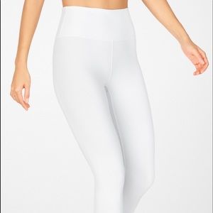 NWT Fabletics White Powerhold Leggings - M